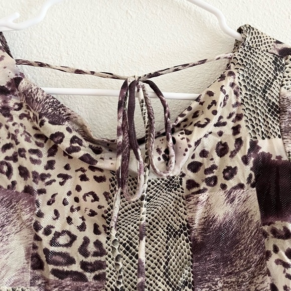 Y2K Vintage Sooki Animal Leopard Print Patch Shimmer Top Size Small - Picture 3 of 6